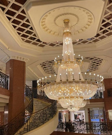 Chandeliers3